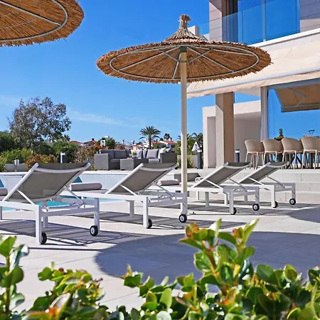 Suncity Spirit - Luxury Beachfront Σπίτι διακοπών