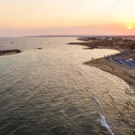 Suncity Spirit - Luxury Beachfront Αγία Νάπα
